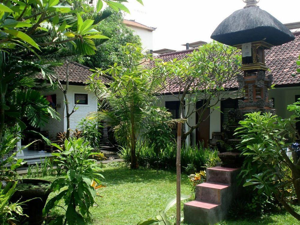 The Legian Mas Beach Inn Kuta Lombok Εξωτερικό φωτογραφία