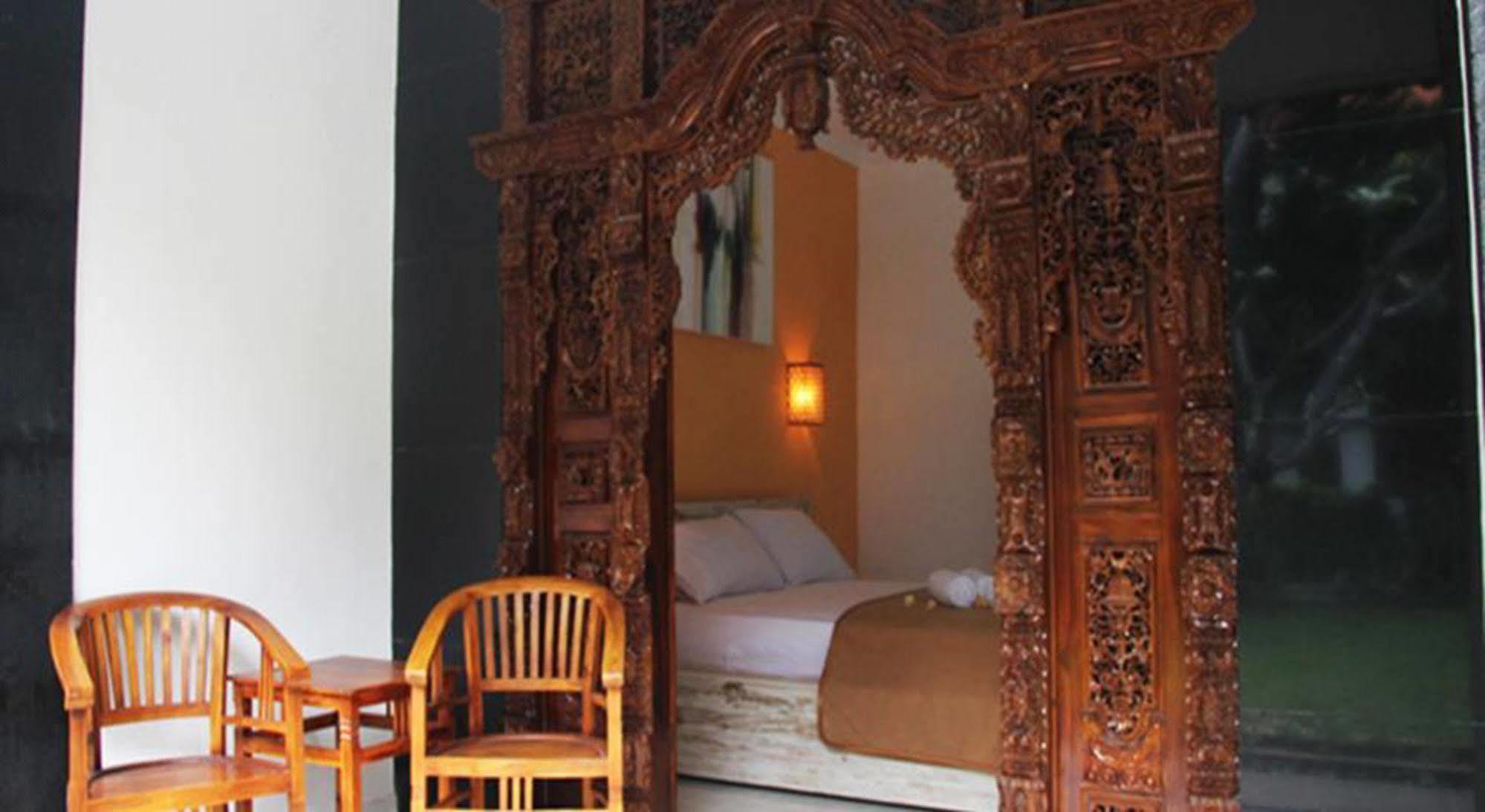 The Legian Mas Beach Inn Kuta Lombok Εξωτερικό φωτογραφία
